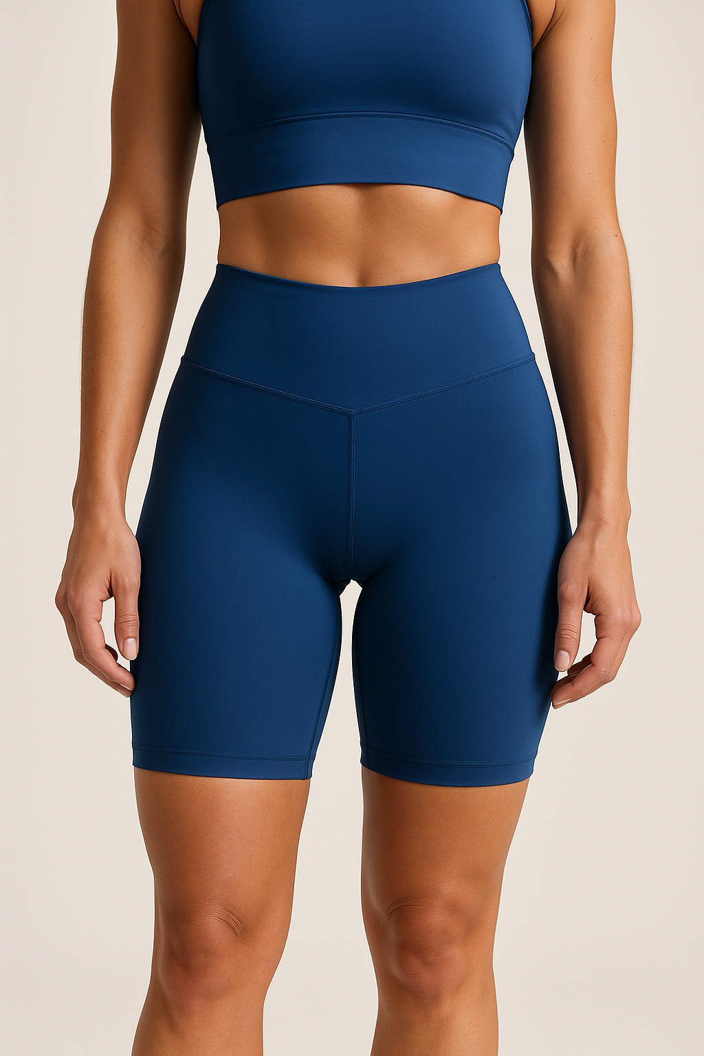 Lunara Shorts in strong blue